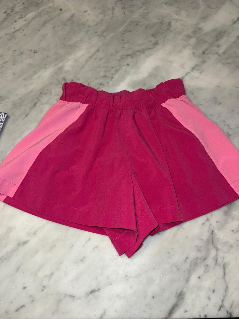 Athleta Bright Fuchsia with Light Pink Side-Panel Athletic Shorts with liner
